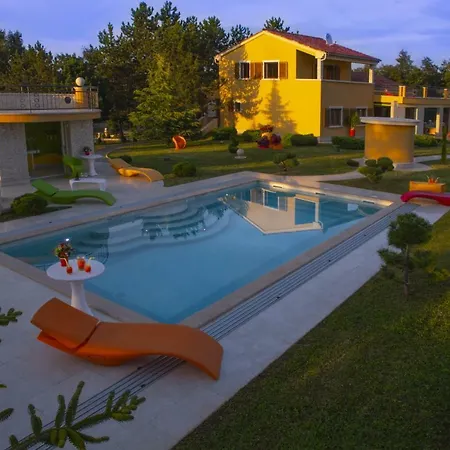 Montepin Villa